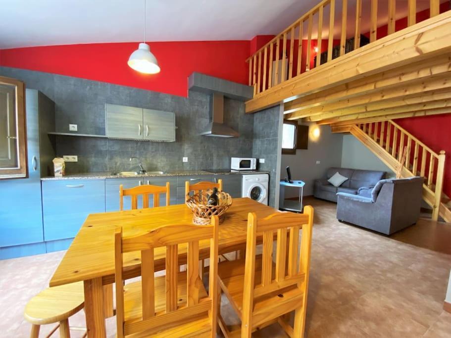 La Vall Apartaments Duplex Сан-Льоренс-де-Моруньс Экстерьер фото