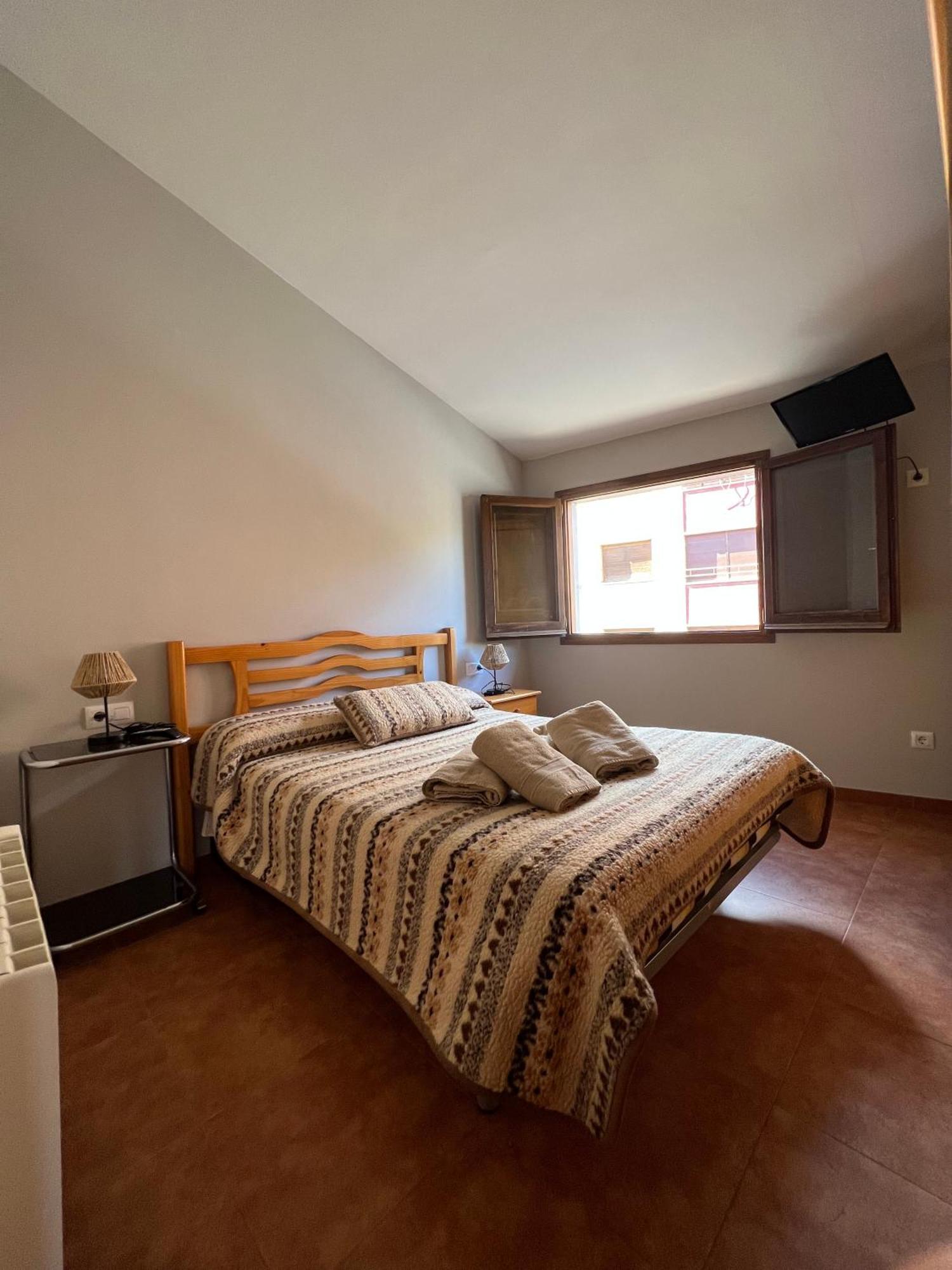 La Vall Apartaments Duplex Сан-Льоренс-де-Моруньс Экстерьер фото